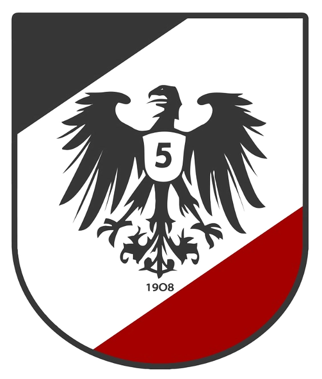 Escudo del águila de la Quinta: águila negra con el 5 en el pecho y el año 1908, sobre franjas diagonales negra, blanca y roja